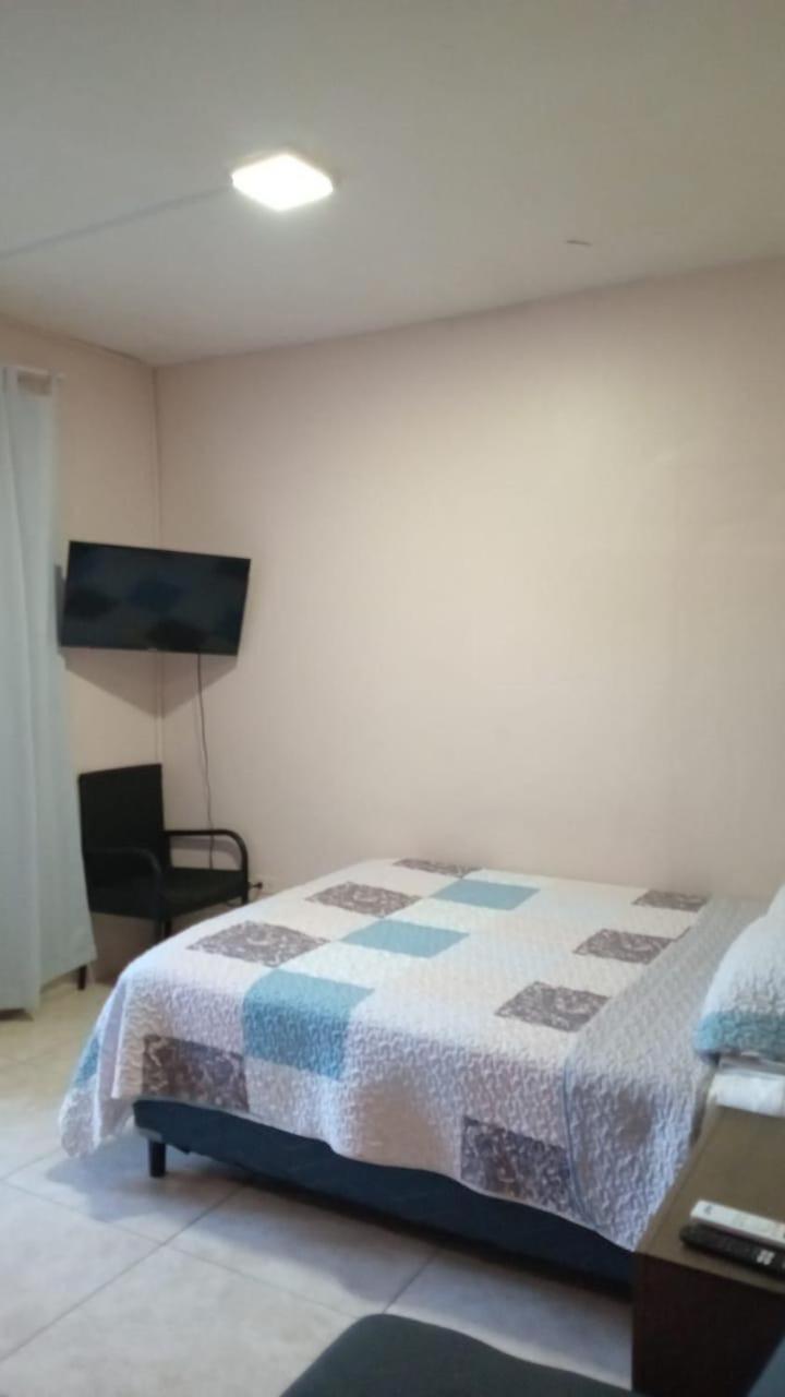 Mona Studio Suite Κίνγκστον Εξωτερικό φωτογραφία